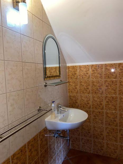 Dom Pod Debem Holiday home *